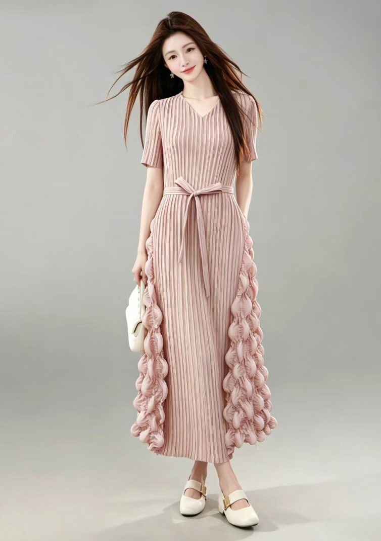 Elegant Ladies Pleated Long Dress